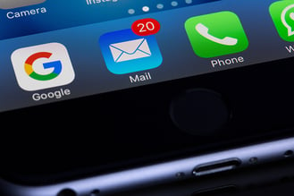 Email icon on iphone with notification of new messages